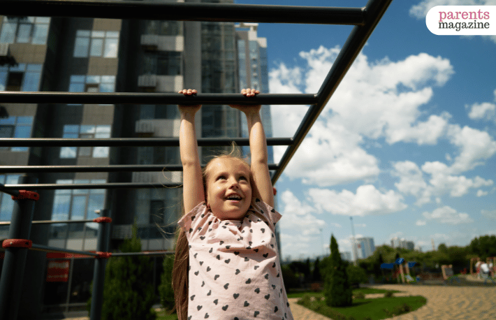 Monkey Bar Adventure Swing Set