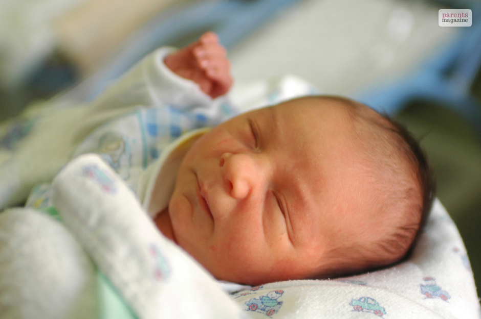 Newborn Grunting and Squirming After Feeding