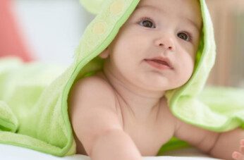 signs baby doesnt want to be swaddled